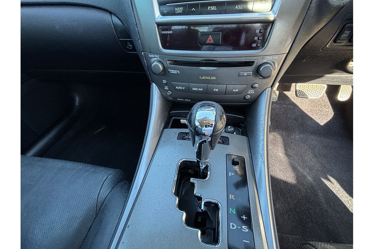 2005 Lexus IS IS250 Prestige GSE20R