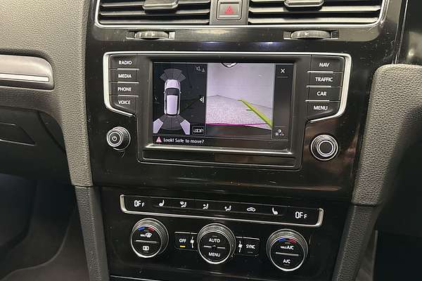 2016 Volkswagen Golf 110TSI Highline 7