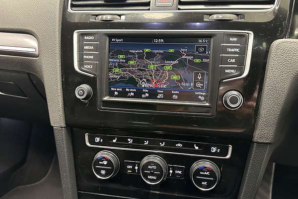 2016 Volkswagen Golf 110TSI Highline 7