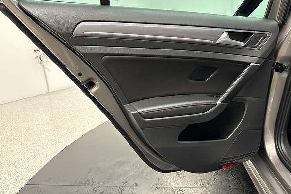 2016 Volkswagen Golf 110TSI Highline 7