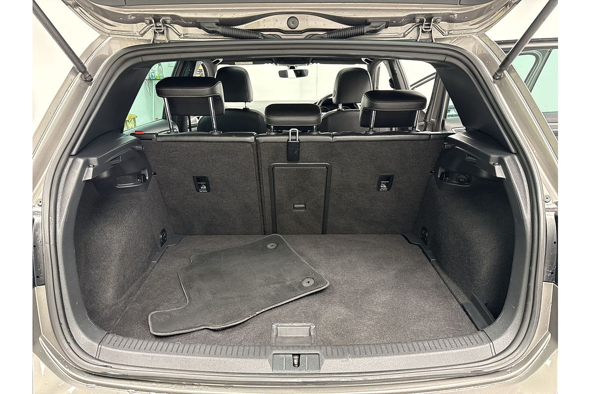 2016 Volkswagen Golf 110TSI Highline 7