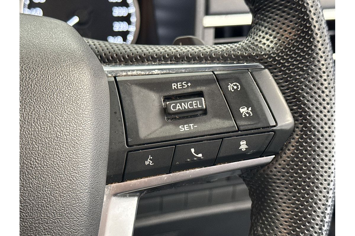 2023 Mitsubishi Outlander Black Edition ZM