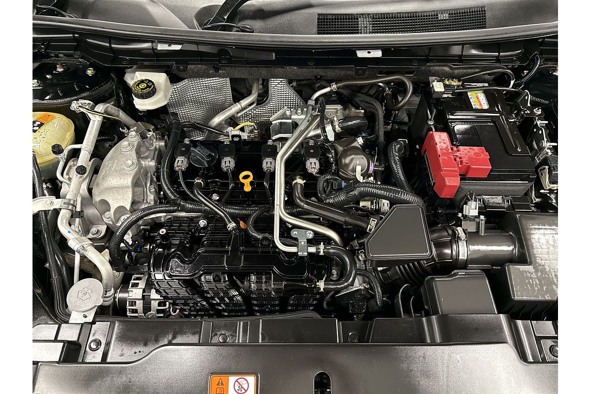 2023 Mitsubishi Outlander Black Edition ZM