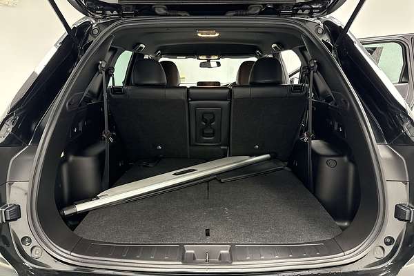 2023 Mitsubishi Outlander Black Edition ZM