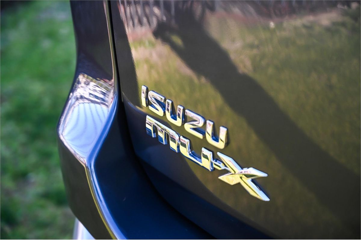 2020 Isuzu MU-X LS-U