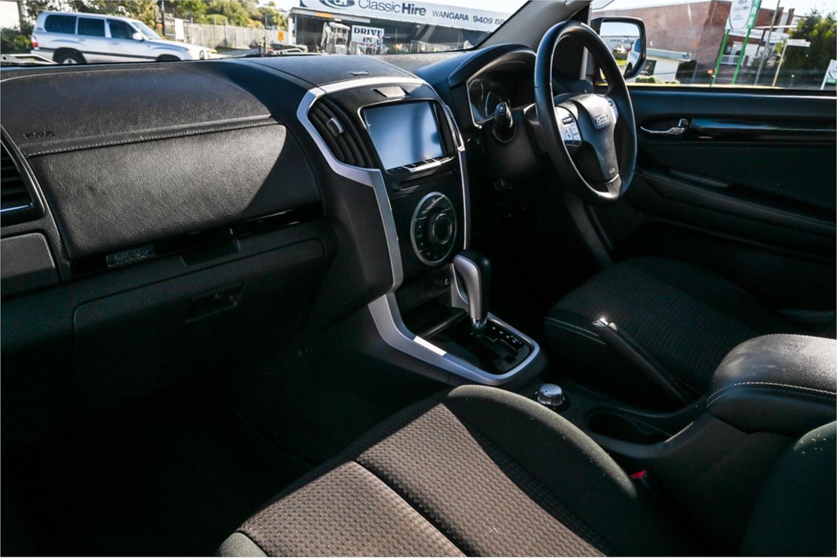 2020 Isuzu MU-X LS-U