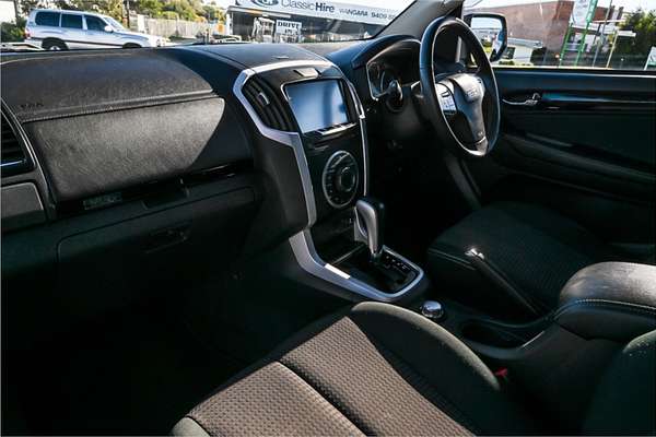2020 Isuzu MU-X LS-U