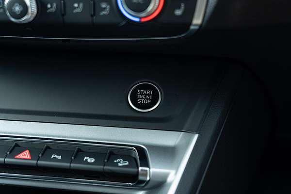 2025 Audi Q3 35 TFSI F3