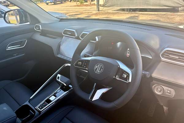 2025 MG ZS Essence Turbo ZS32