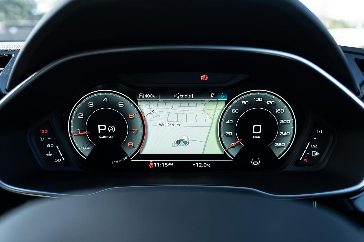 2025 Audi Q3 40 TFSI S line F3