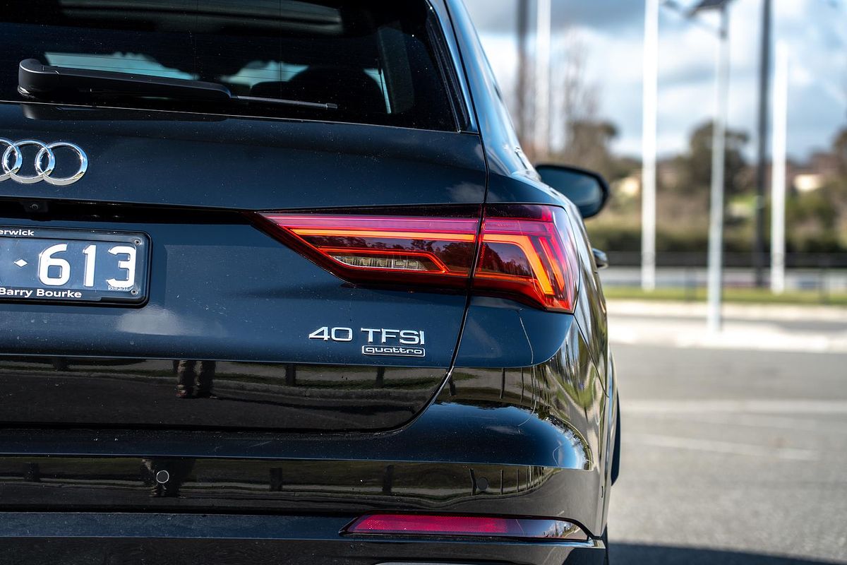 2025 Audi Q3 40 TFSI S line F3
