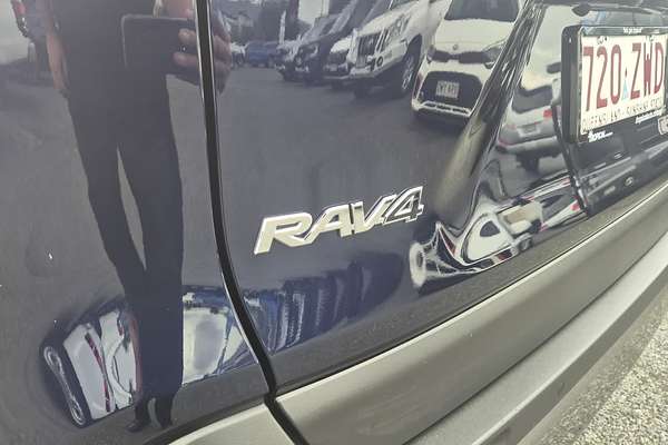2020 Toyota RAV4 GXL AXAH52R