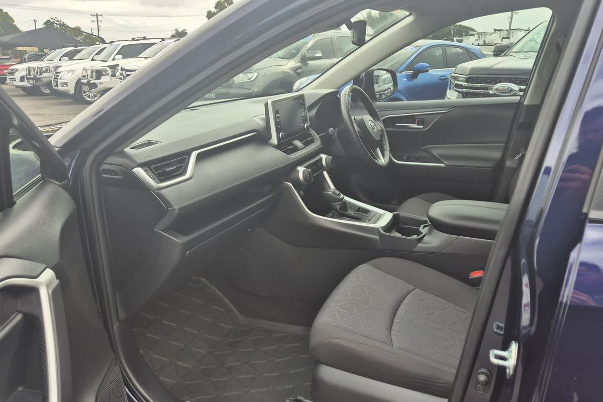 2020 Toyota RAV4 GXL AXAH52R