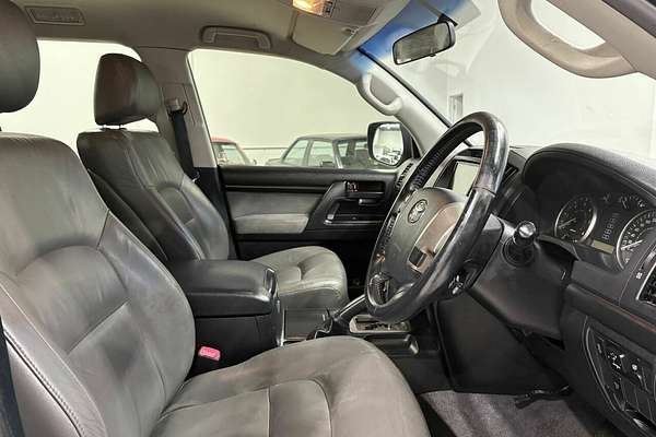 2011 Toyota Landcruiser Altitude VDJ200R