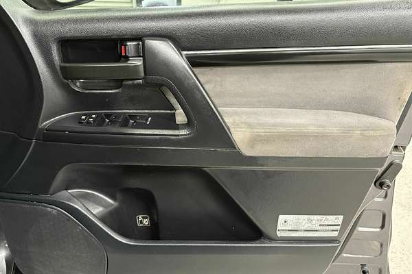 2011 Toyota Landcruiser Altitude VDJ200R