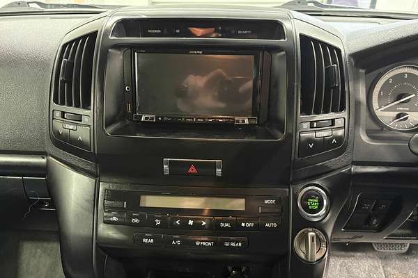 2011 Toyota Landcruiser Altitude VDJ200R