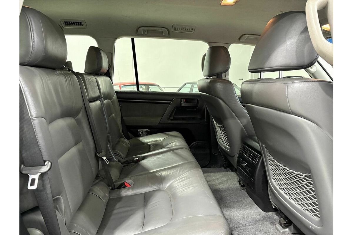 2011 Toyota Landcruiser Altitude VDJ200R