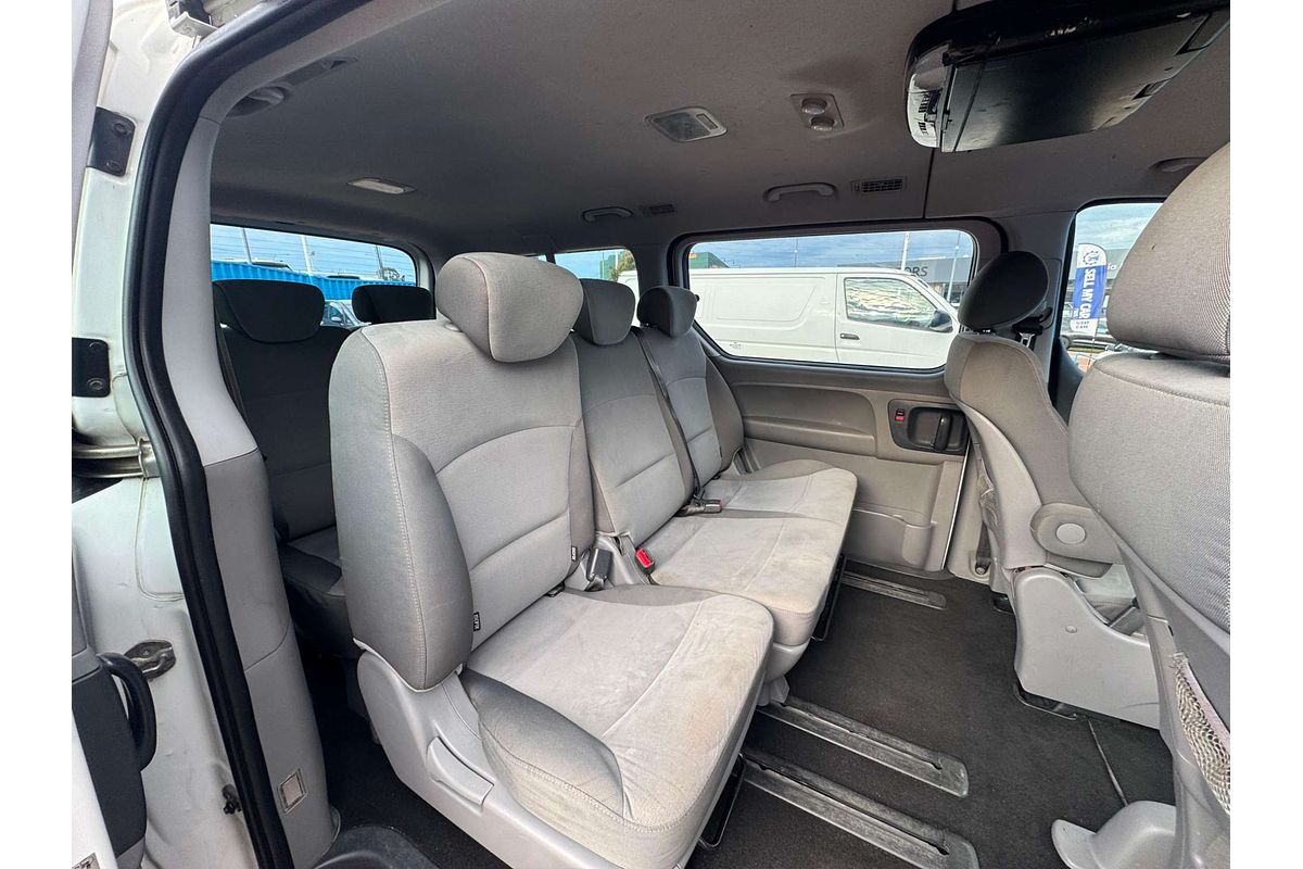 2015 Hyundai iMax  TQ-W