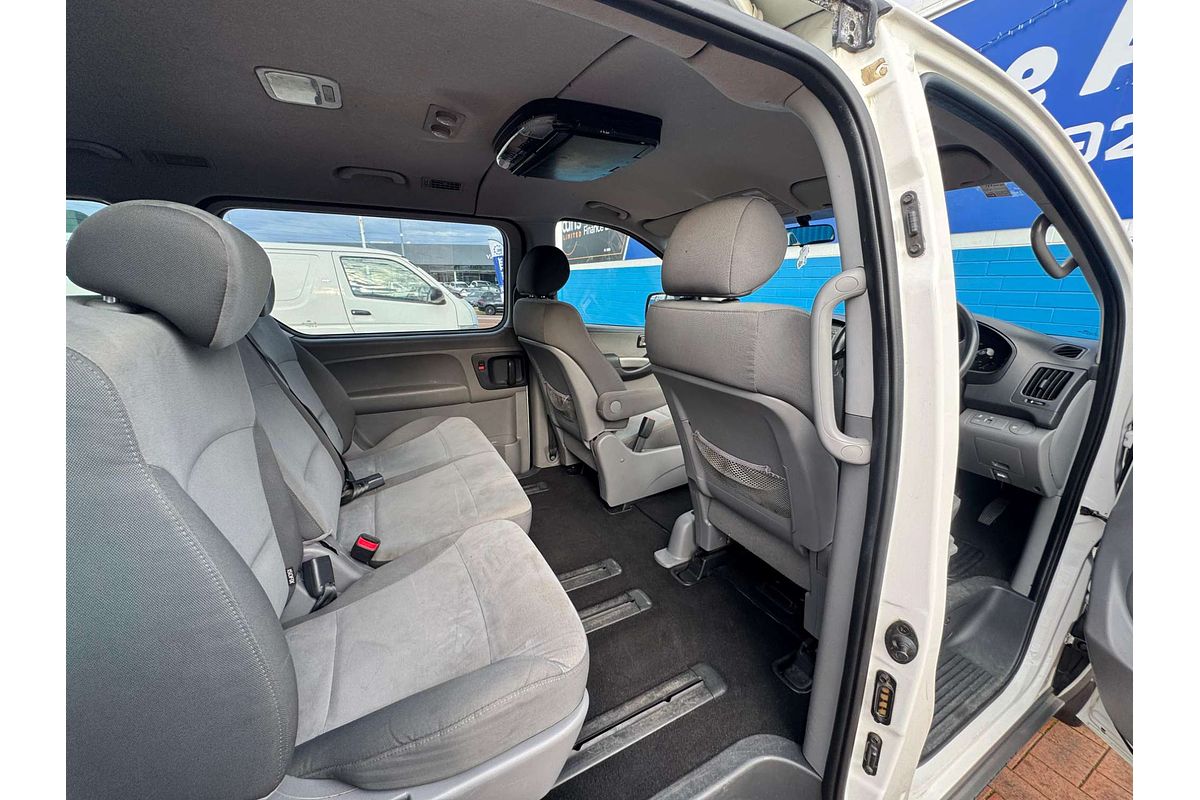 2015 Hyundai iMax  TQ-W