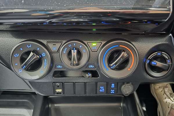 2022 Toyota Hilux SR GUN126R 4X4