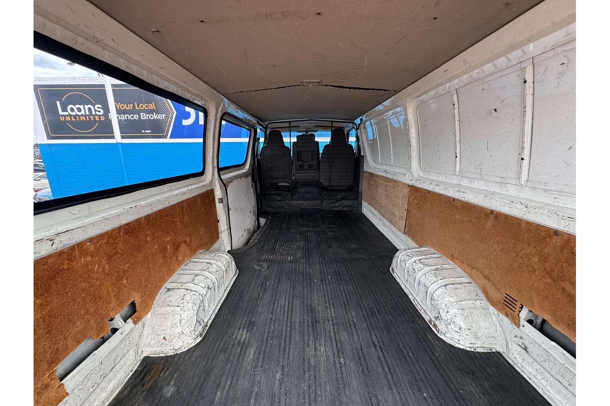 2005 Toyota Hiace  TRH201R LWB