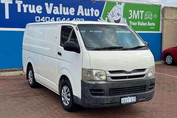 2005 Toyota Hiace  TRH201R LWB