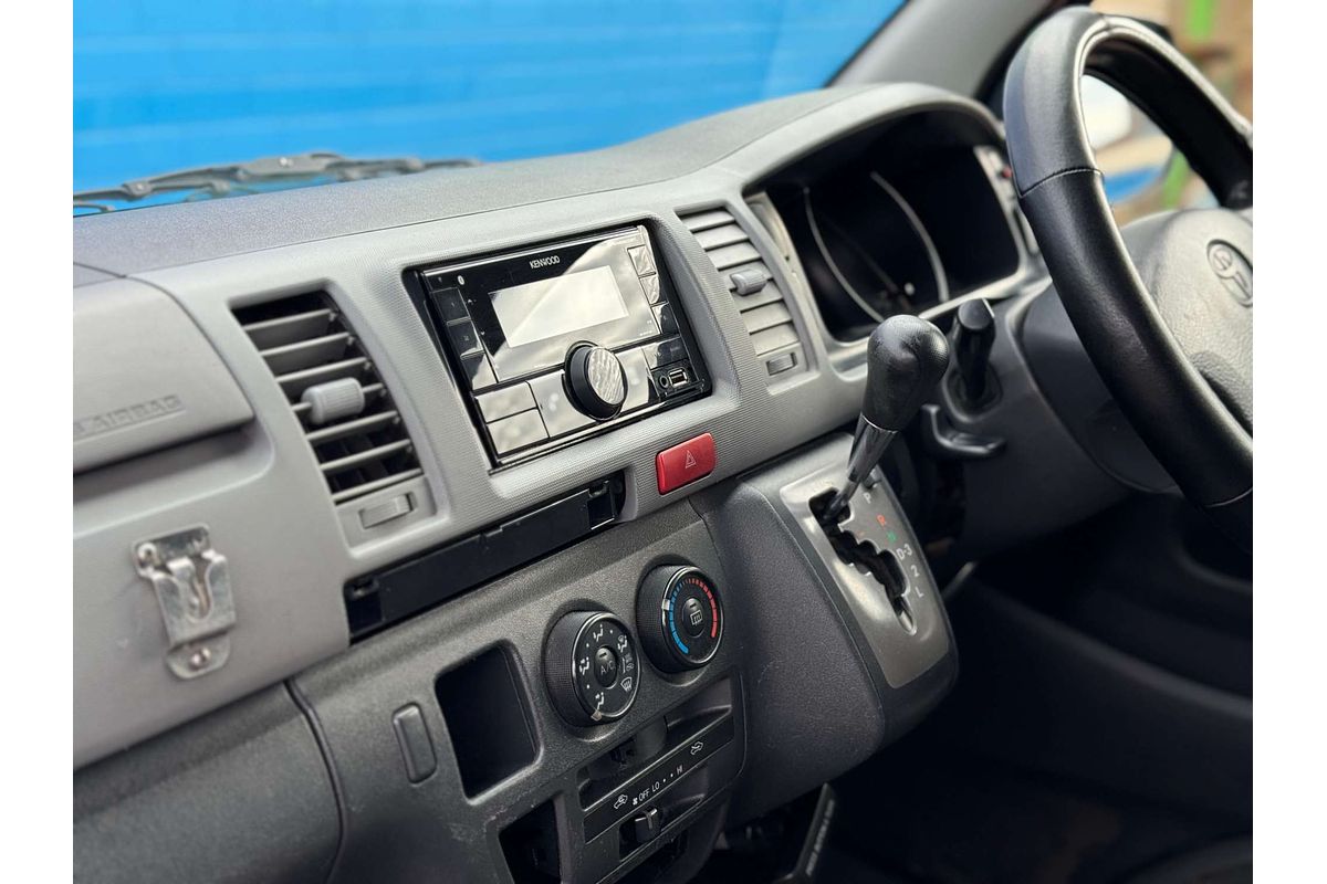 2005 Toyota Hiace  TRH201R LWB