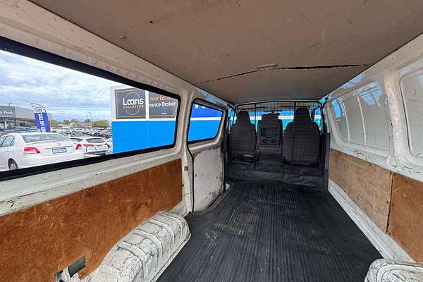 2005 Toyota Hiace  TRH201R LWB