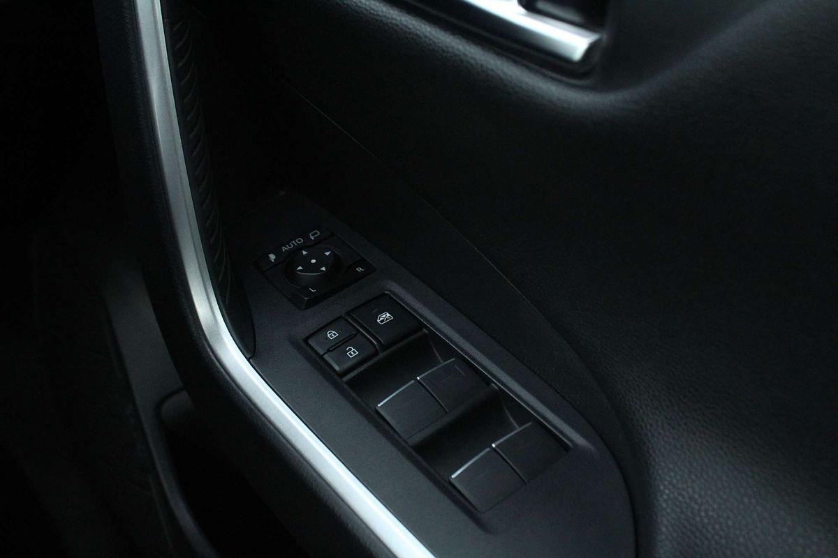 2022 Toyota RAV4 Cruiser AXAH54R