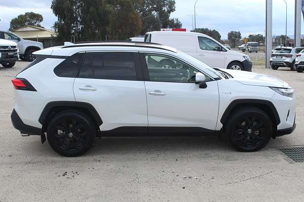 2022 Toyota RAV4 Cruiser AXAH54R