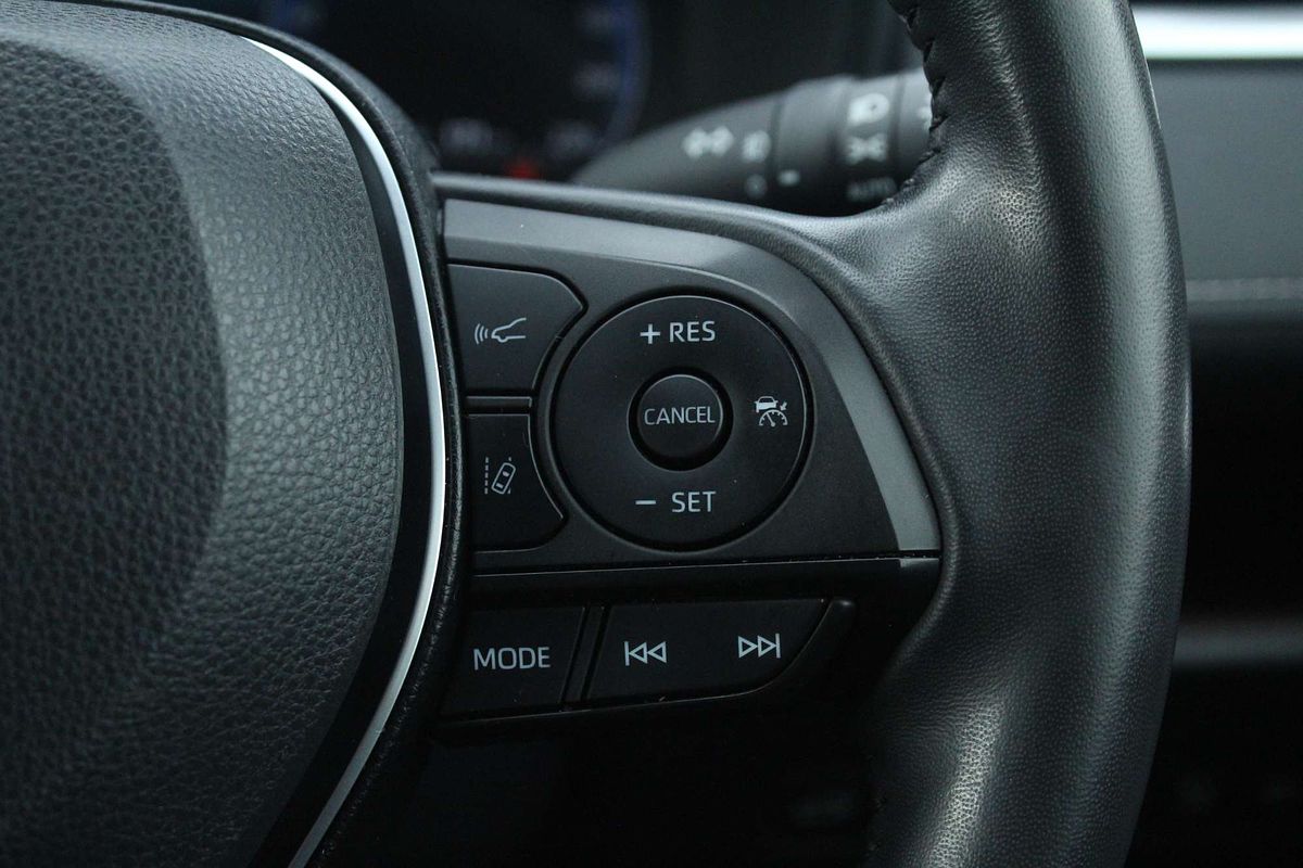 2022 Toyota RAV4 Cruiser AXAH54R