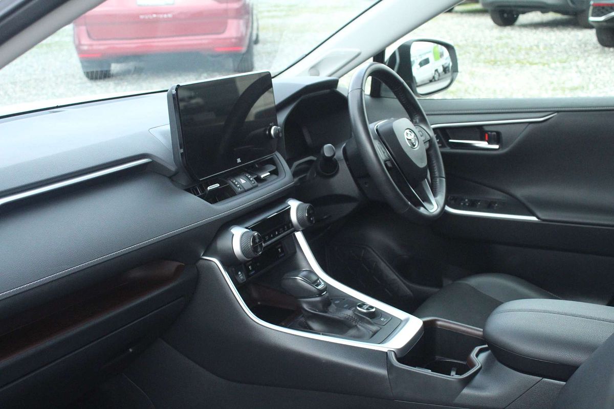 2022 Toyota RAV4 Cruiser AXAH54R