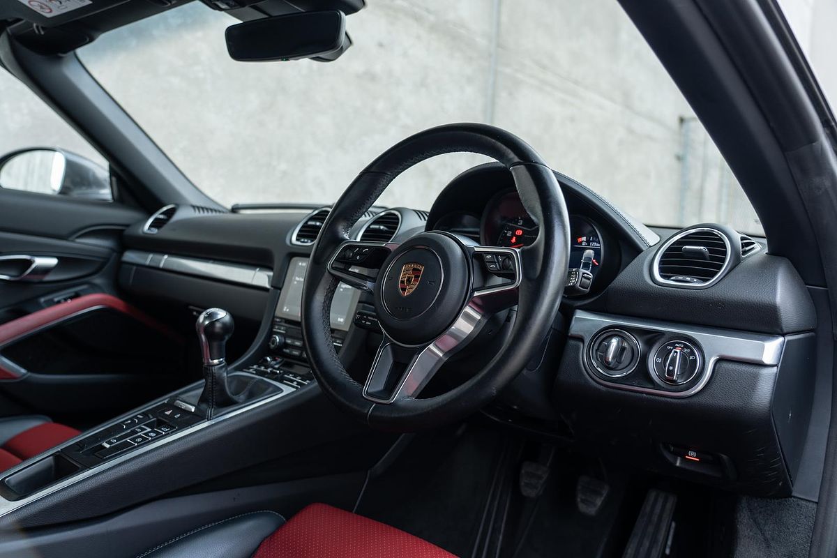 2019 Porsche 718 Boxster 982