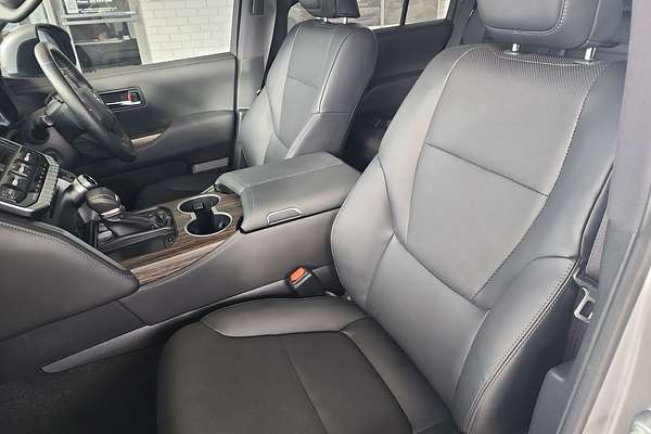 2022 Toyota Landcruiser VX FJA300R