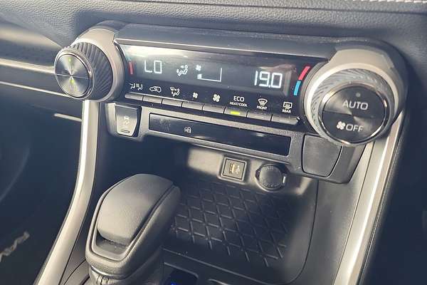 2024 Toyota RAV4 GX AXAH52R