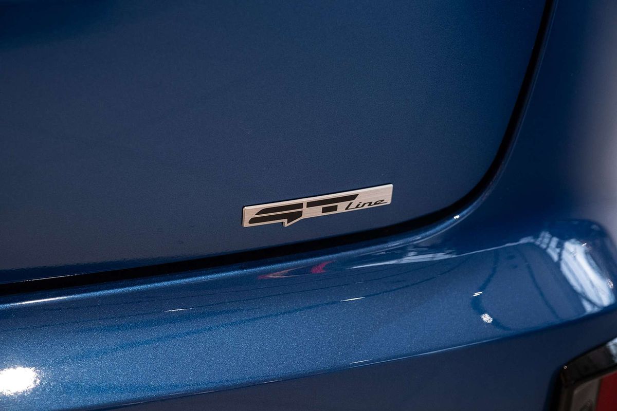 2025 Kia K4 GT-Line CL4m