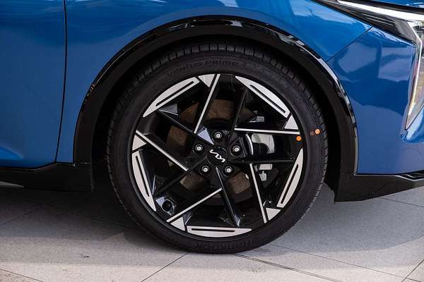 2025 Kia K4 GT-Line CL4m