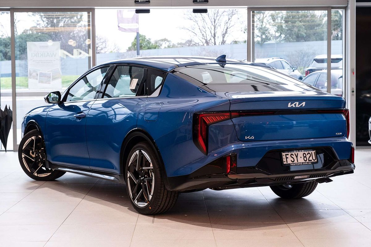 2025 Kia K4 GT-Line CL4m