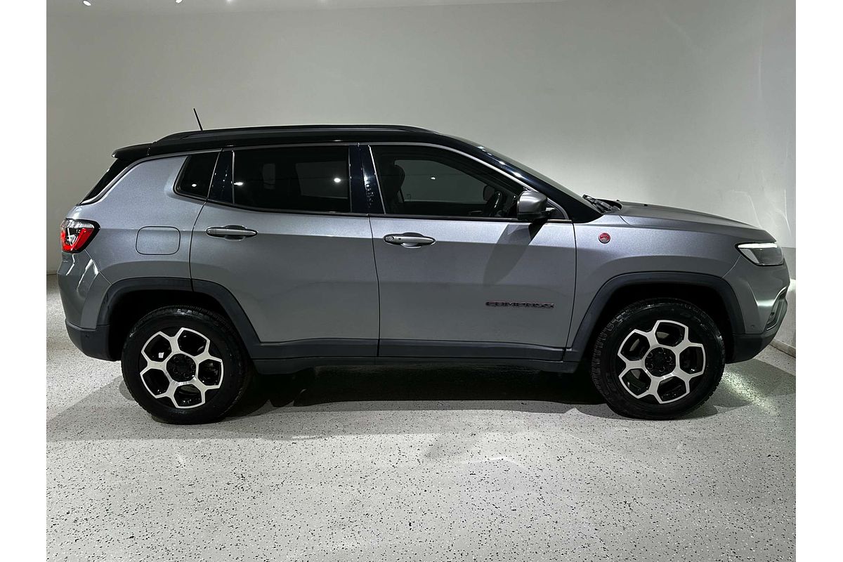 2021 Jeep Compass Trailhawk M6