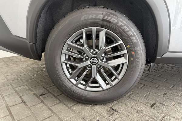 2025 Nissan X-TRAIL ST T33
