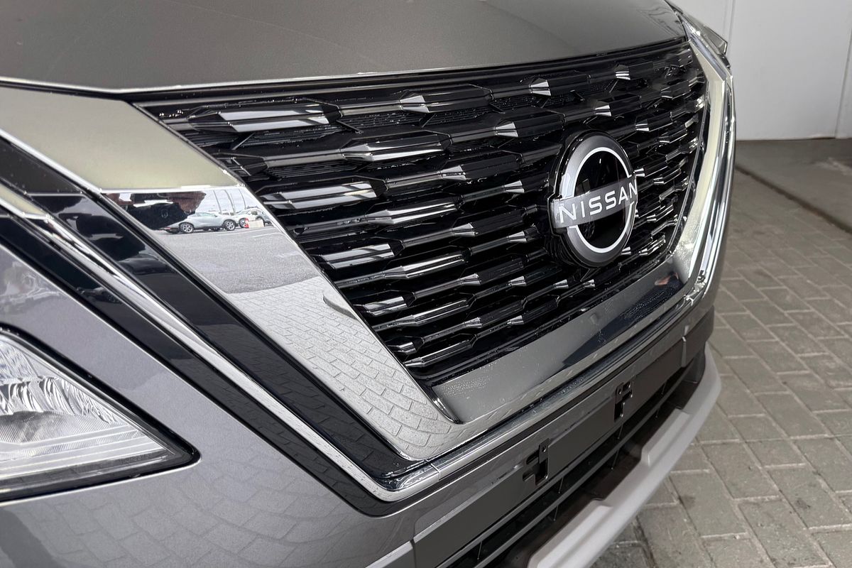 2025 Nissan X-TRAIL ST T33