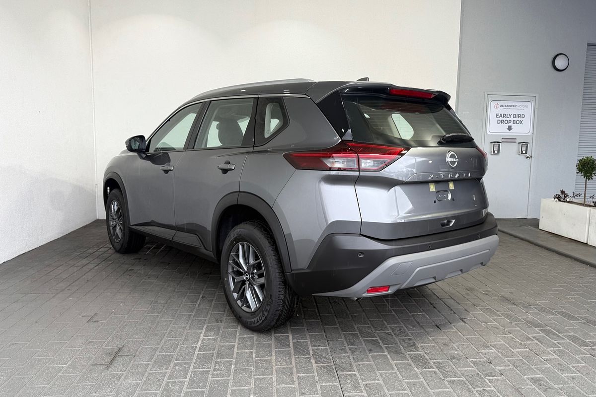 2025 Nissan X-TRAIL ST T33