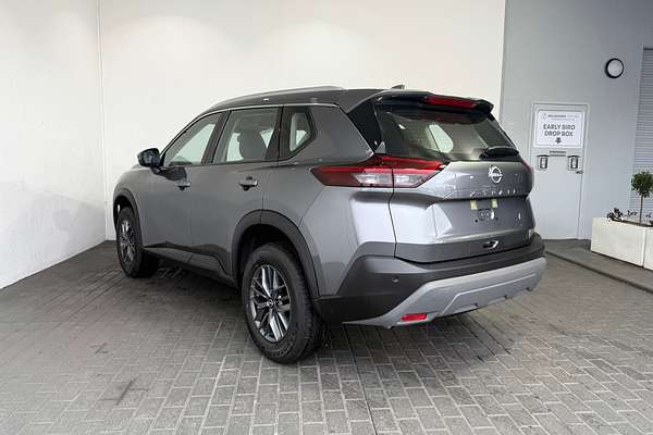 2025 Nissan X-TRAIL ST T33