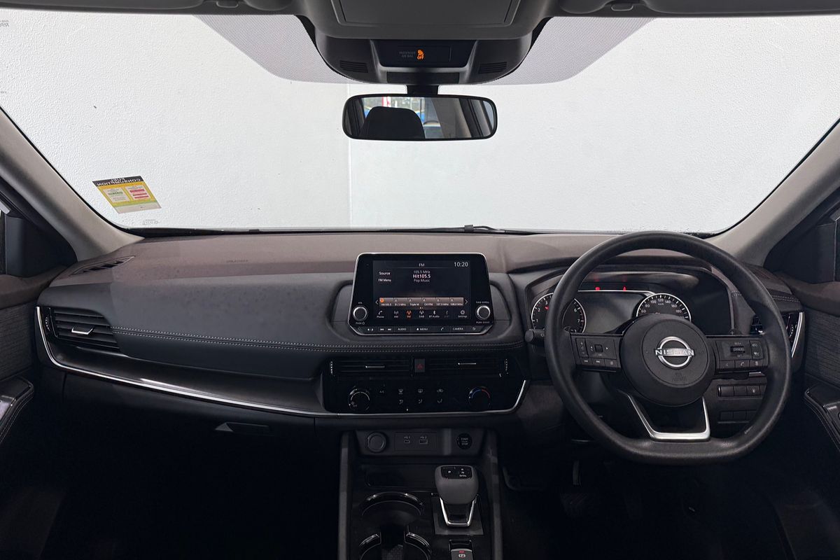 2025 Nissan X-TRAIL ST T33
