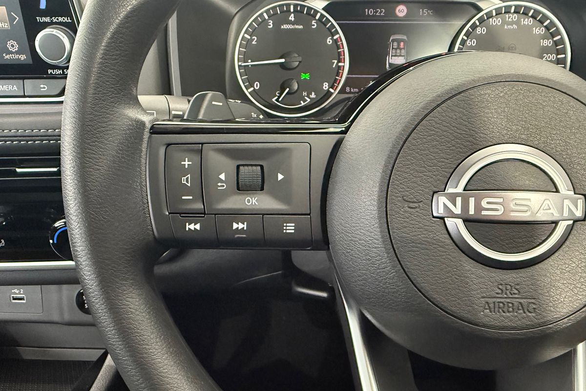 2025 Nissan X-TRAIL ST T33