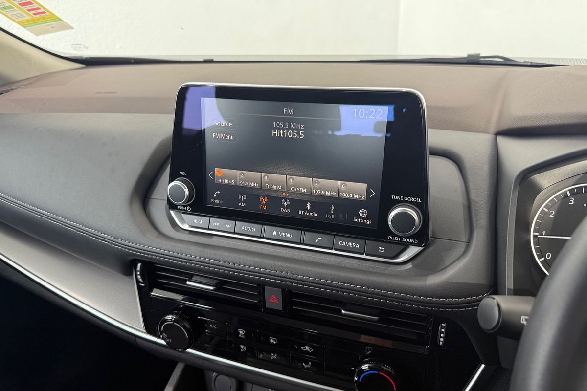 2025 Nissan X-TRAIL ST T33