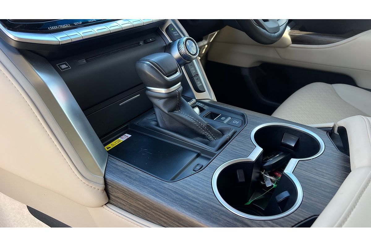 2023 Toyota Landcruiser Sahara FJA300R