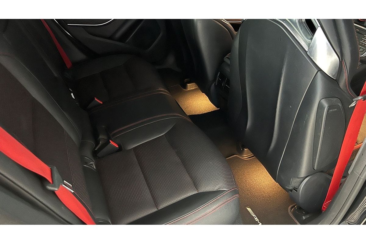 2015 Mercedes-Benz CLA45 AMG 117 MY15