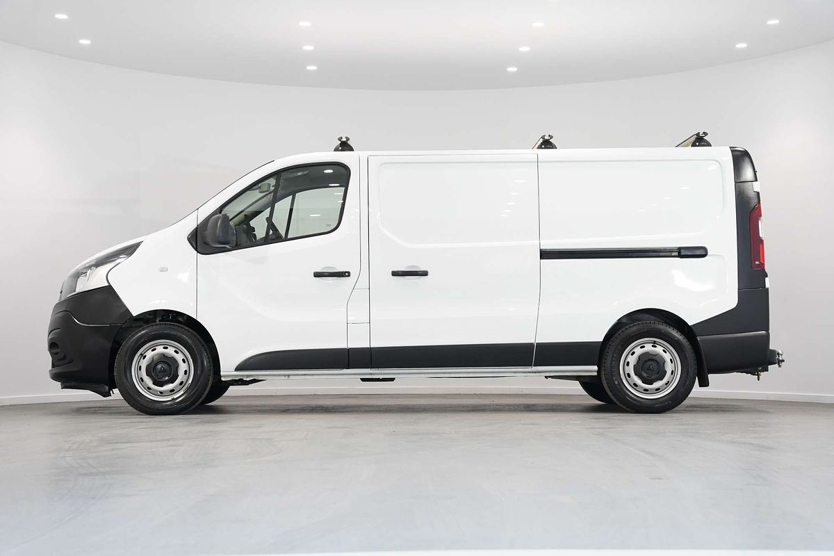 2020 Mitsubishi Express GLX SN LWB