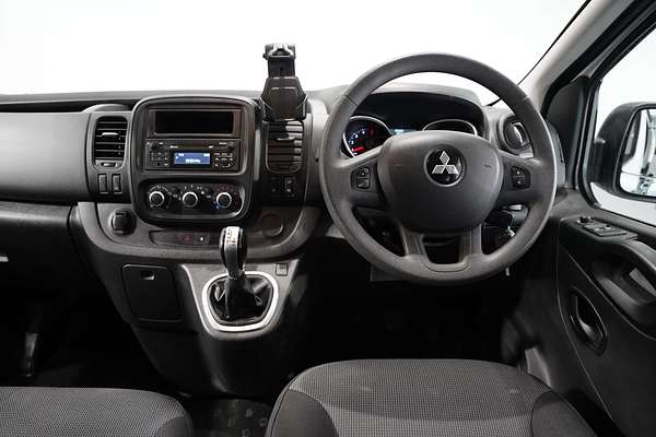 2020 Mitsubishi Express GLX SN LWB